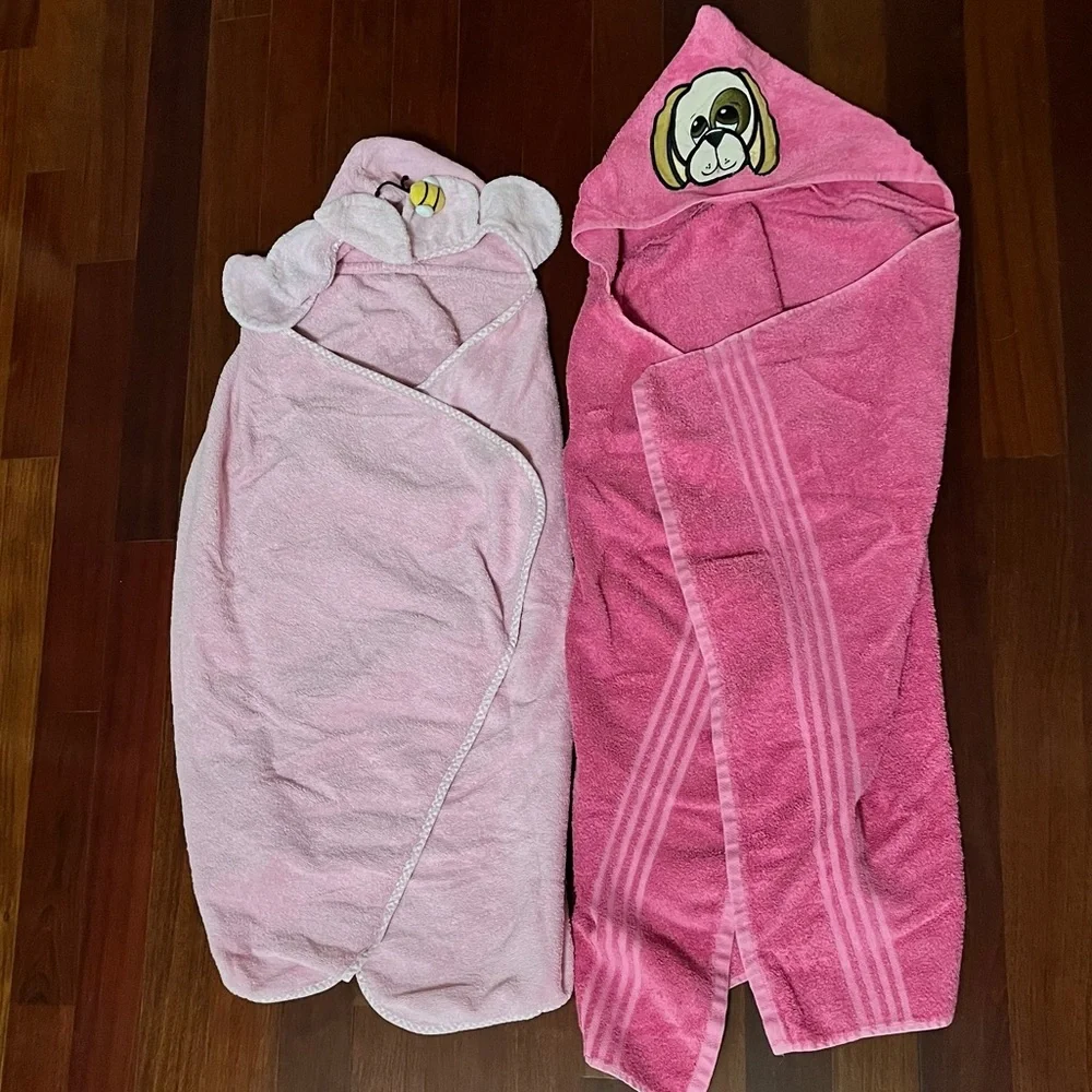 2 Hooded Towels Pink Flower Bee & Puppy Dog Bath Beach Girls Pottery Barn